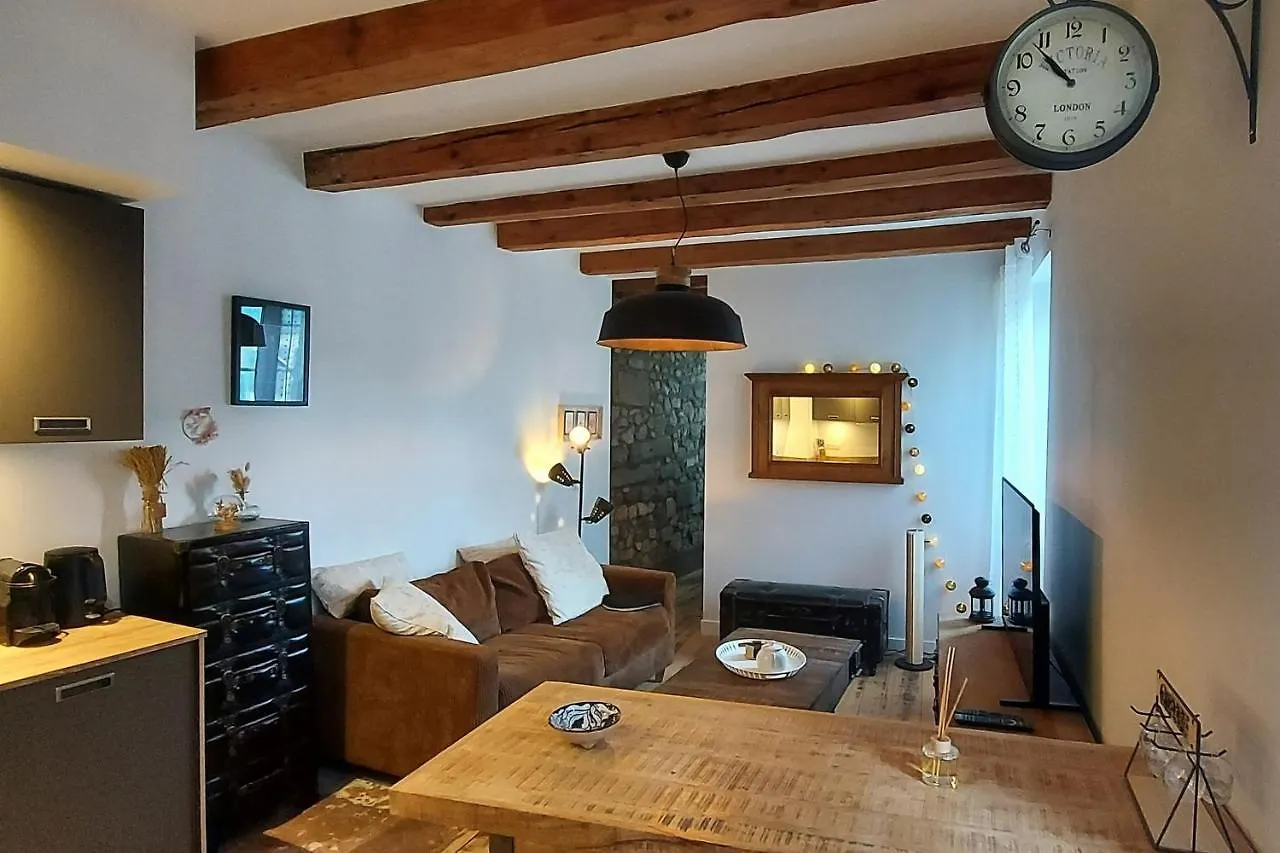 Dolce Vita: 2 Personnes, Douillet, Cosy & Central Annecy 0*,  France