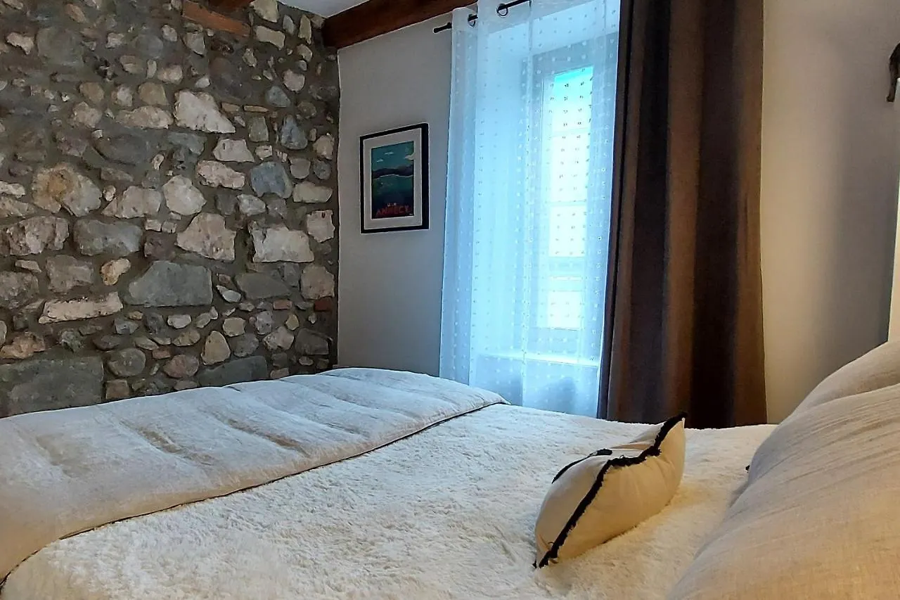 Appartement Dolce Vita: 2 Personnes, Douillet, Cosy & Central Annecy France