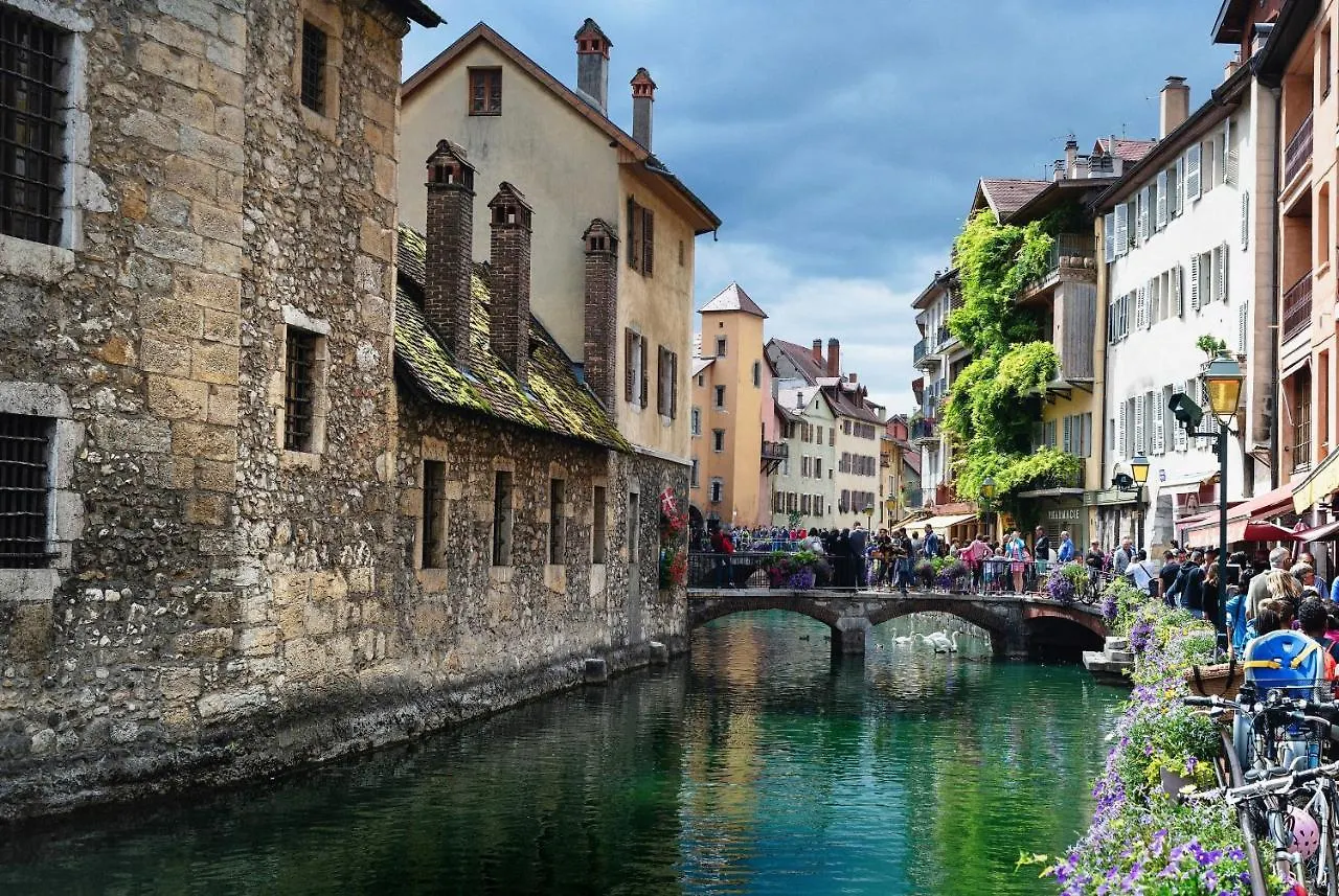 Dolce Vita: 2 Personnes, Douillet, Cosy & Central Annecy 0*,  France