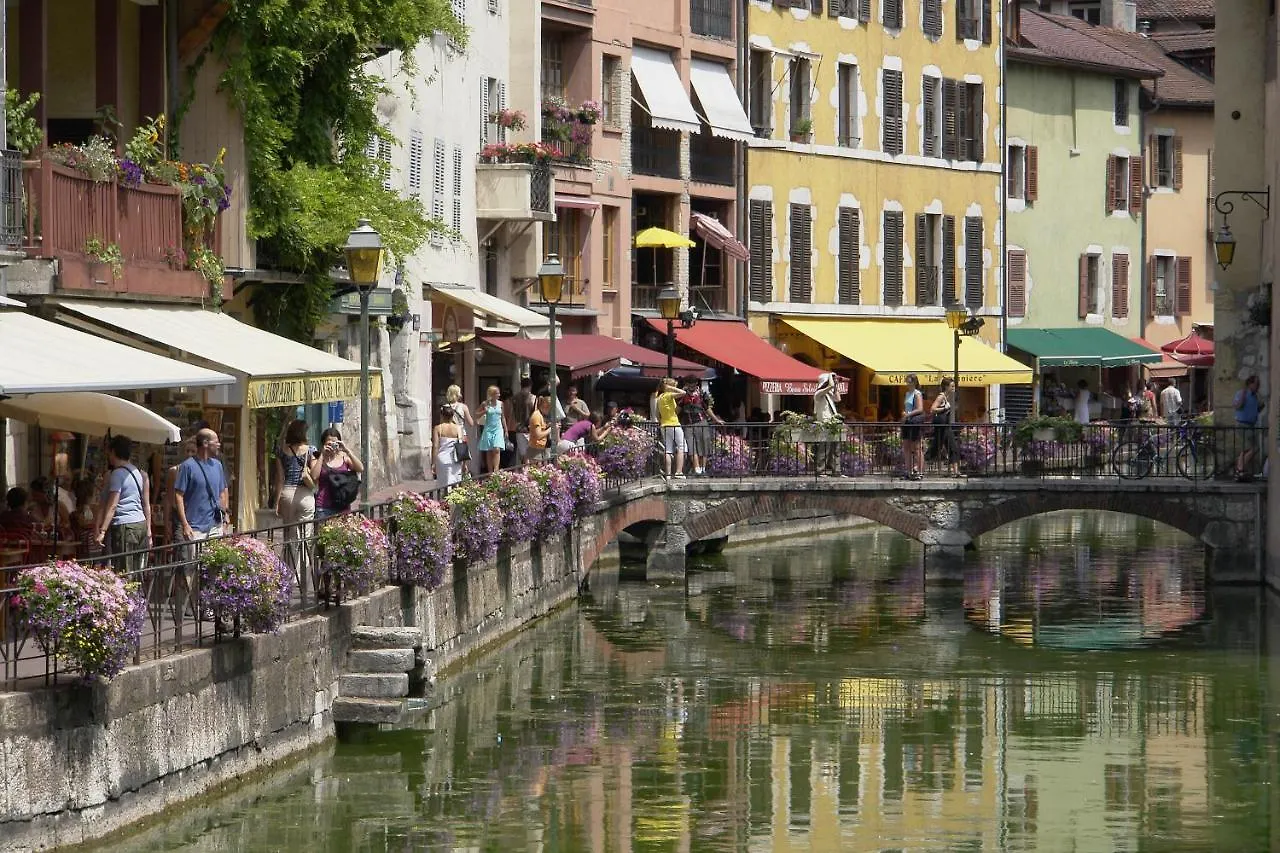 Dolce Vita: 2 Personnes, Douillet, Cosy & Central Annecy 0*,